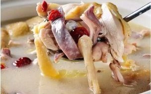 孕妇可以吃猪肚鸡汤吗_怀孕初期能吃猪肚鸡汤吗