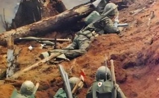 战前镜头怎么拍_战地摄影构图技巧