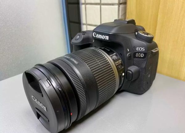 佳能80D镜头推荐_80D配什么镜头好-第1张图片-星辰妙记