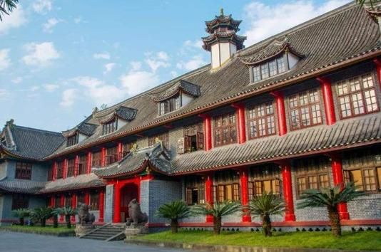 重庆大学继续教育学院怎么样_重庆大学继续教育学院学费-第3张图片-星辰妙记