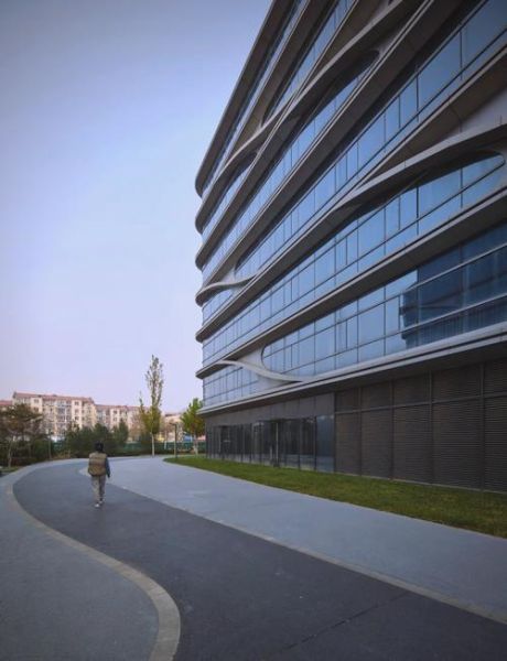 移轴镜头样张怎么看_移轴镜头怎么拍建筑不变形-第2张图片-星辰妙记