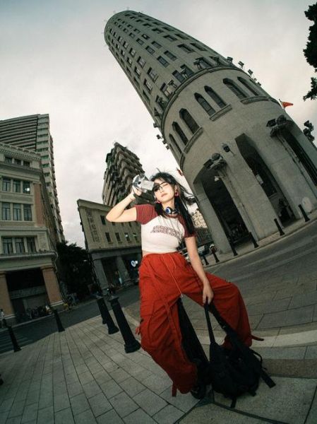 镜头畸变怎么拍人像_人像畸变如何避免-第1张图片-星辰妙记