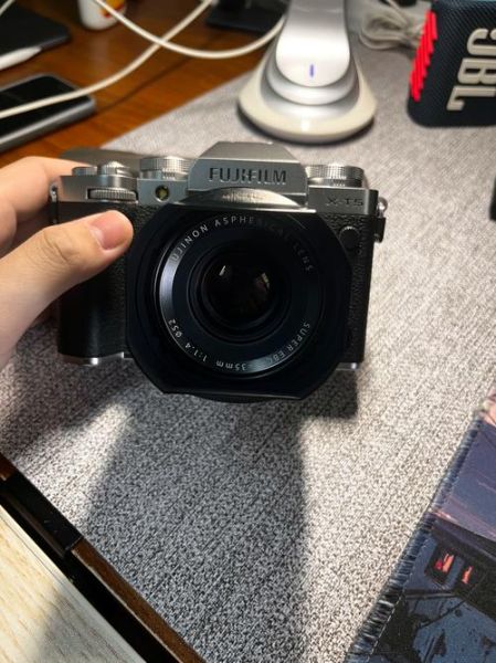 35 1.4镜头适合拍什么_35 1.4镜头值得买吗-第3张图片-星辰妙记