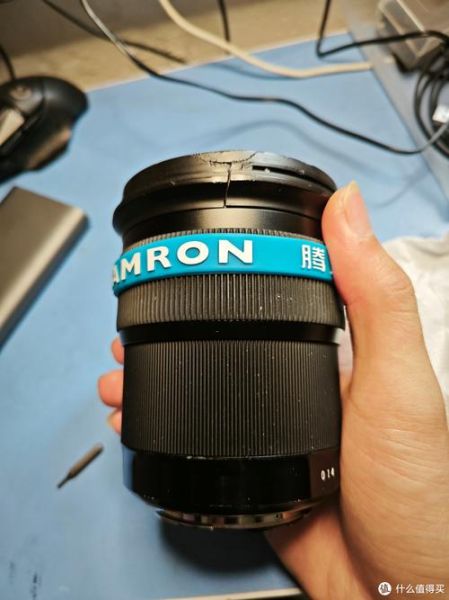 镜头松了怎么办_镜头松动维修费用-第3张图片-星辰妙记