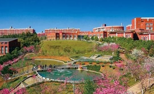 云南大学滇池学院怎么样_云南大学滇池学院学费多少钱-第2张图片-星辰妙记 云南大学滇池学院怎么样_云南大学滇池学院学费多少钱-第2张图片-星辰妙记