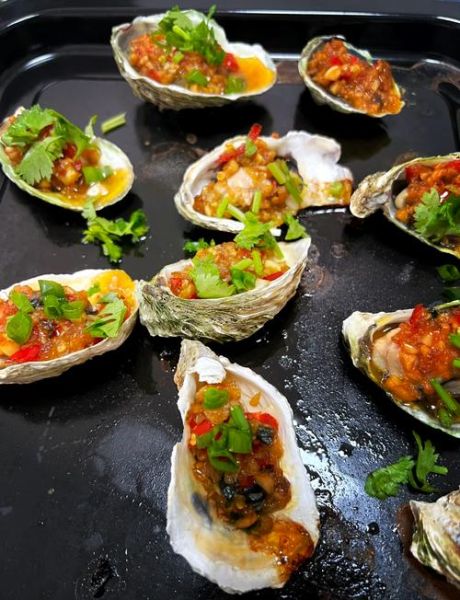 孕妇能吃蒜蓉烤生蚝吗_孕期吃生蚝安全指南-第1张图片-星辰妙记 孕妇能吃蒜蓉烤生蚝吗_孕期吃生蚝安全指南-第1张图片-星辰妙记