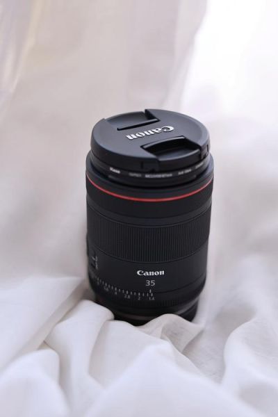 佳能广角定焦镜头推荐_哪款适合风光摄影-第2张图片-星辰妙记