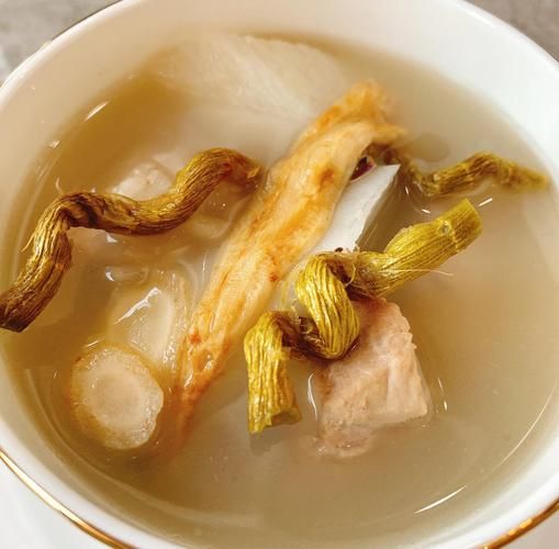 孕妇火气大吃什么降火_孕妇火气大怎么调理-第2张图片-星辰妙记 孕妇火气大吃什么降火_孕妇火气大怎么调理-第2张图片-星辰妙记