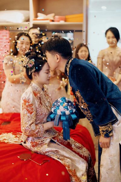 婚礼摄影镜头推荐_婚礼摄影用什么镜头-第1张图片-星辰妙记