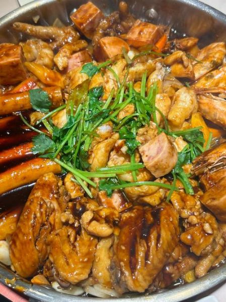 孕妇能吃焖锅吗_孕期吃焖锅注意事项-第1张图片-星辰妙记 孕妇能吃焖锅吗_孕期吃焖锅注意事项-第1张图片-星辰妙记