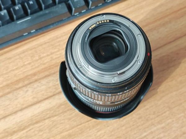 佳能24105镜头怎么样_值得买吗-第1张图片-星辰妙记