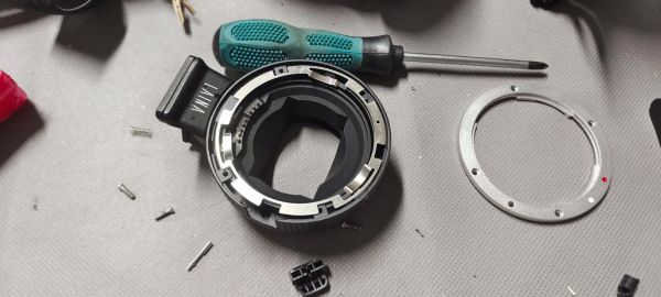 sony佳能镜头转接环怎么用_佳能镜头能用在索尼微单吗-第1张图片-星辰妙记