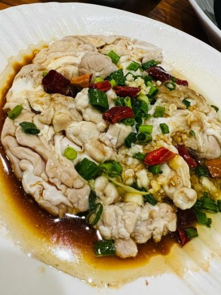 孕妇可以吃猪脑花吗_孕期吃猪脑花安全吗-第1张图片-星辰妙记