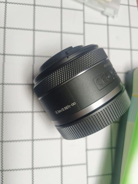 佳能最小镜头是哪款_适合什么相机-第2张图片-星辰妙记