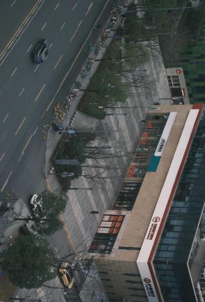 55-200镜头适合拍什么_55-200镜头虚化效果好吗-第1张图片-星辰妙记