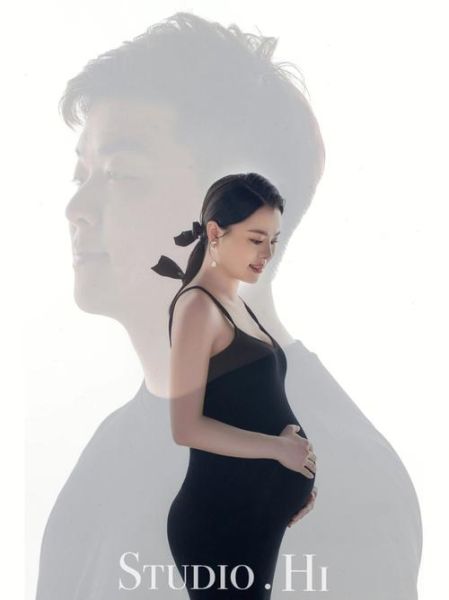 明星孕妇照怎么拍_明星孕妇照风格有哪些-第3张图片-星辰妙记